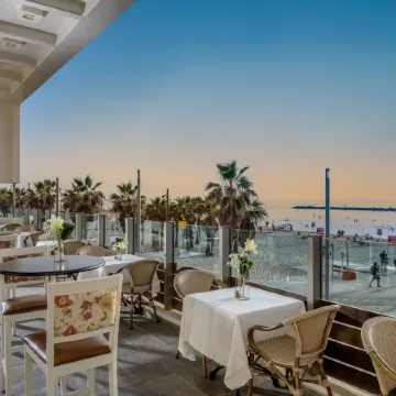 Herods Tel Aviv by the Beach Отели рядом с достопримечательностью «Пляж Гордон»