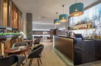 Sky Blue Hotel & Spa - 5 Sao