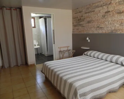Hotel les Pins Hotels in Hourtin