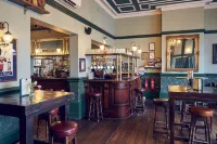The Old Coffee Tavern - Barer