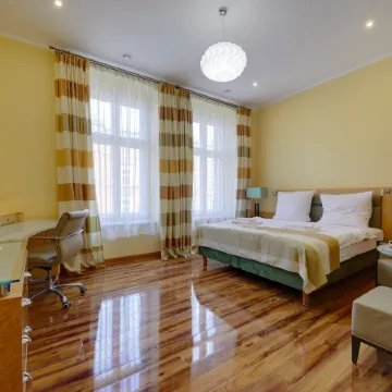 Jagiellonska 3 ApartHotel - Deluxe Rooms with King Beds, City Center, Free Wifi!