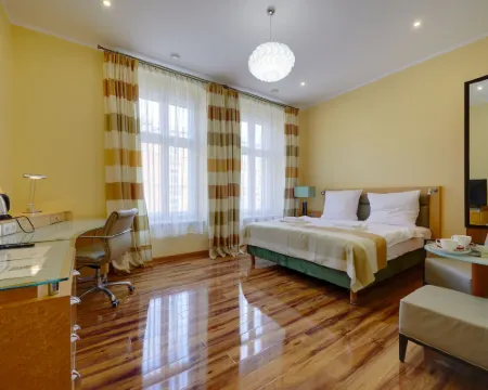 Jagiellonska 3 ApartHotel - Deluxe Rooms with King Beds, City Center, Free Wifi! Hotels in Katowice