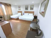 Royale Hotel Batu Gajah Hotels in Teja