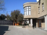 Noble Hearts Bed & Breakfast Hotel in zona Royal Palace of Lesotho