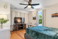 Cinnamon Bear Creekside Inn Hotels in Sonoma