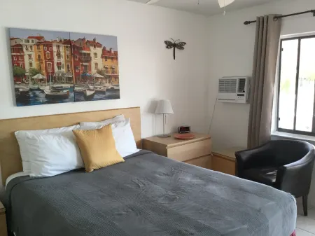 Breakaway Inn Guest House