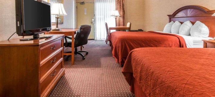 Quality Inn & Suites Erie Near Casino Hotels in Summit Township