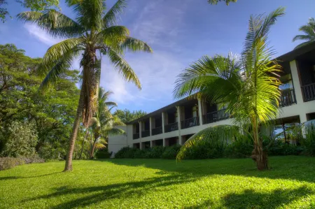 Tanoa International Hotel