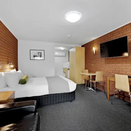Hamilton Lonsdale Motel