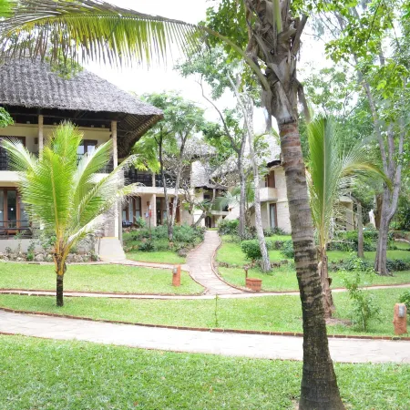 Baobab Beach Resort & Spa