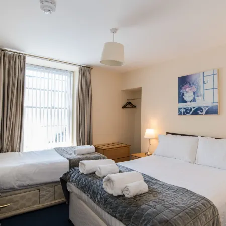 Marine Apartment Отели в г. Абериствит