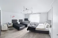 7th Room Guest House Hotels in Oświęcim