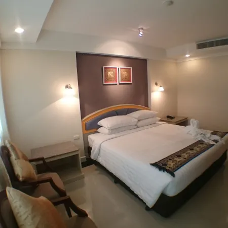 Ton Koon Hotel