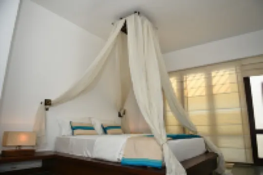 蘇杜吉達拉飯店 鄰近克加拉機場的酒店