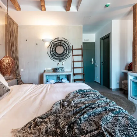 Bohemian Luxury Boutique Hotel, Adults Only