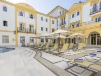 Hotel Macià Alfaros Hotels near Corredera Square