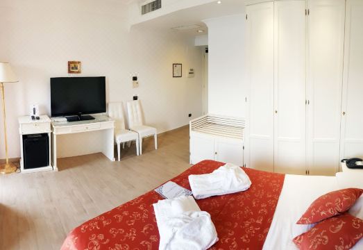 호텔 카스텔 간돌포 외관