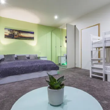 Penmoor Chance - Old Town โรงแรมใกล้โบสถ์เซนต์อลิซาเบธ