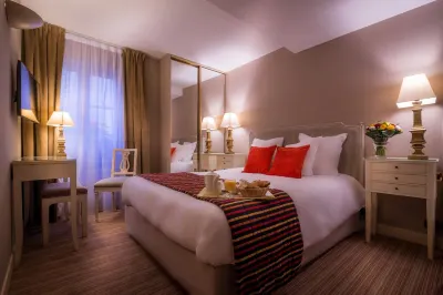 Champerret Heliopolis Hotels in Paris
