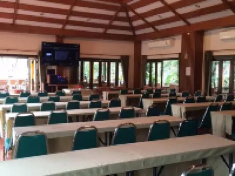 帕派鄉村小屋 薩科特山酒店