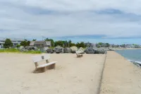 935 Ocean, a Beachside Inn - Ocean View