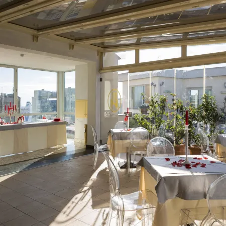 Hotel Naples
