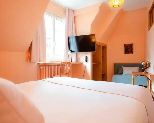 Hôtel le Croiseur Ginette - Entièrement rénové Hotels near La Cité