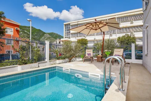 Maison W Featured Photos