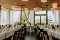 Waldhotel Kreuztanne Hotels in Sayda