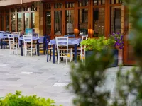 Basilica Holiday Resort Hotels near St. Paul's Pillar