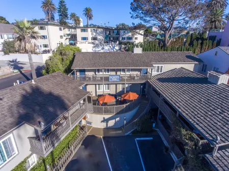 Scripps Inn Отели рядом с достопримечательностью «Библиотека Гейзел»