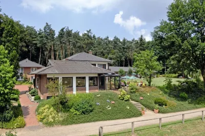 Hotel Café Wahlde Restaurant فنادق في Damme