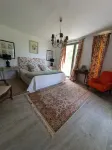 Villa Blanche Hotels in Saint-Martin-de-Crau