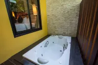 Peach Hill Hotel & Resort - Resorts