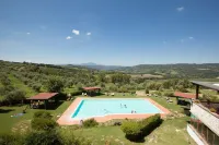 Agriturismo la Vecchia Fattoria - Pools