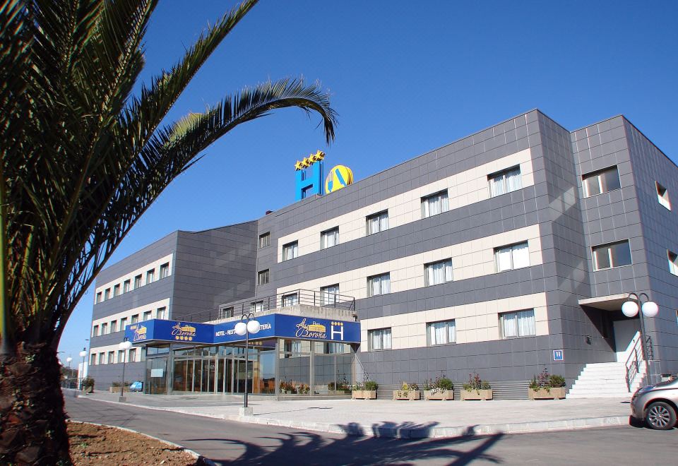hotel overview picture