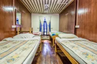 Mr. Charles Guest House - Hostel Hôtels à : Thibaw