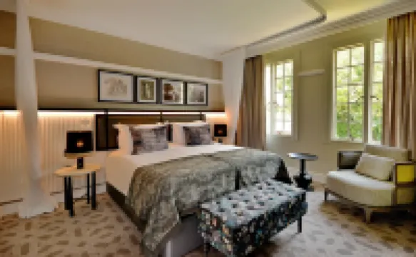 The Victoria Falls Hotel