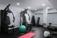 Athenian Riviera Hotel & Suites - gimnasio