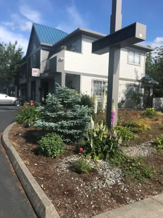 Tulip Inn Mount Vernon Отели рядом с достопримечательностью «Роозенгаард»