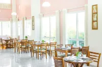 Oceania Park Hotel Spa & Convention - breakfast
