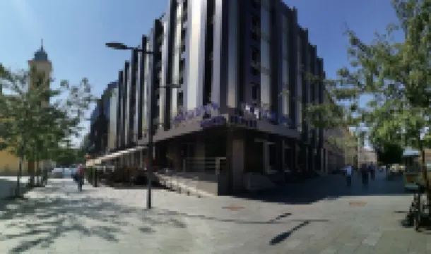 Hotel Vojvodina โรงแรมใน