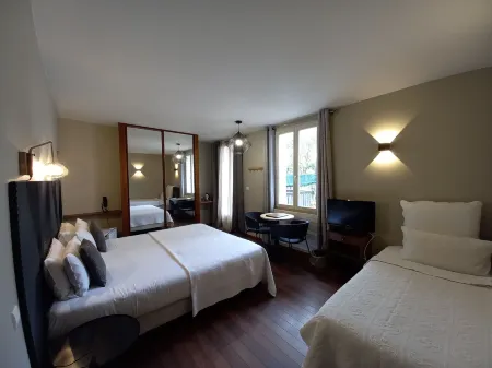 Hôtel la Caravelle Отели в г. Сибур