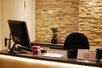 Hotel am Martinsberg Hotels in Andernach