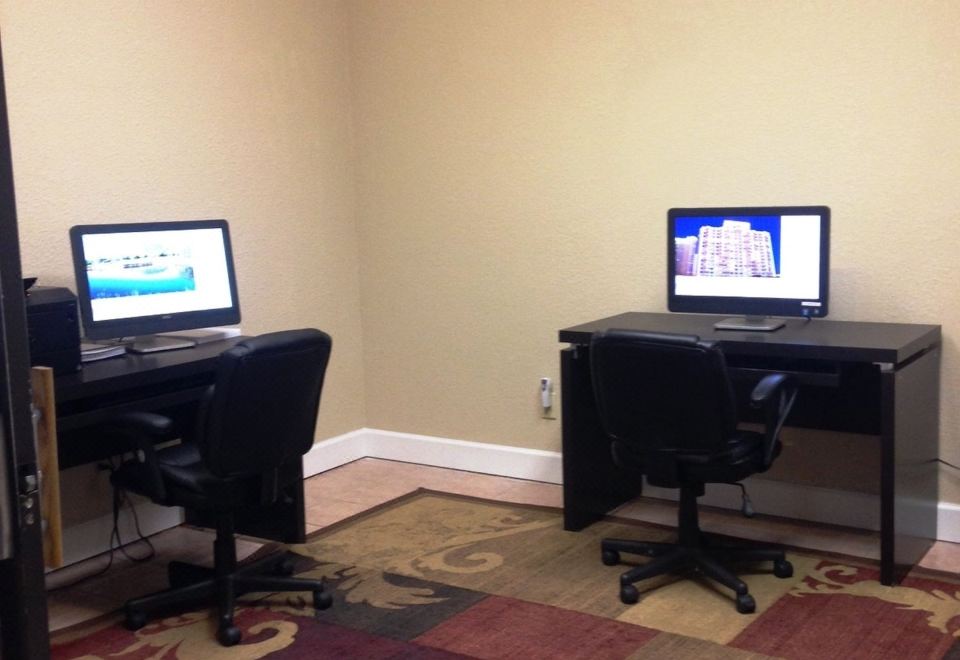 스위트 앳 폴 크리크