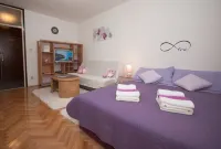 Studio Apartment Tina - Apartment