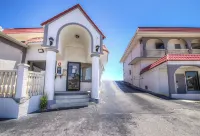 La Bella Oceanfront Inn - Daytona