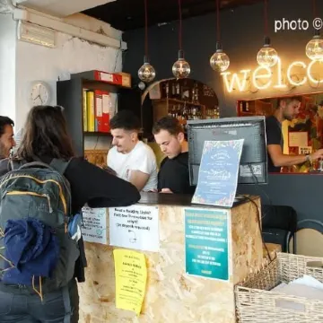 Santangela Hostel & Rooms