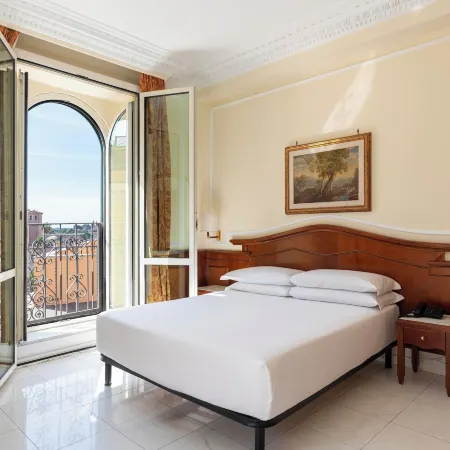 Hotel Hiberia Отели рядом с достопримечательностью «Священная дорога»
