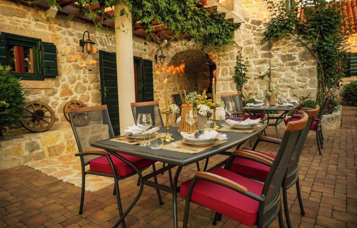 Heritage Hotel & Estate Raznjevica Dvori AD 1307